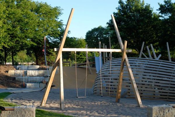 Schiff, Spielplatz, Hamburg Ottensen